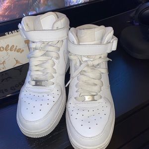 Selling Air Force 1 high top